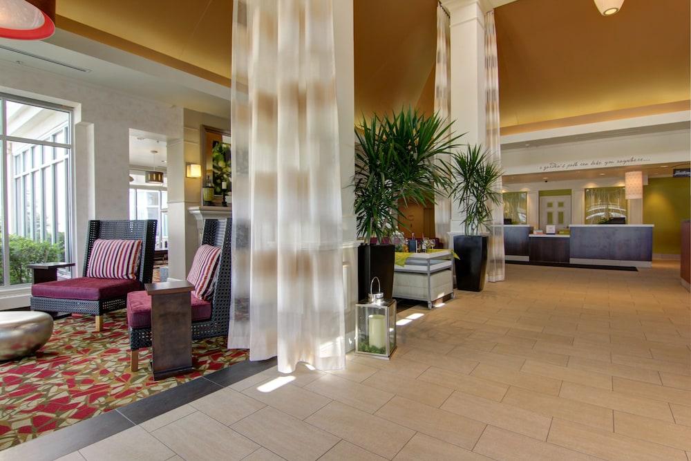 Hilton Garden Inn Calgary Airport Extérieur photo