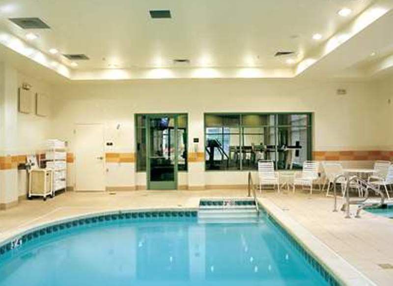 Hilton Garden Inn Calgary Airport Extérieur photo