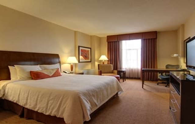 Hilton Garden Inn Calgary Airport Extérieur photo